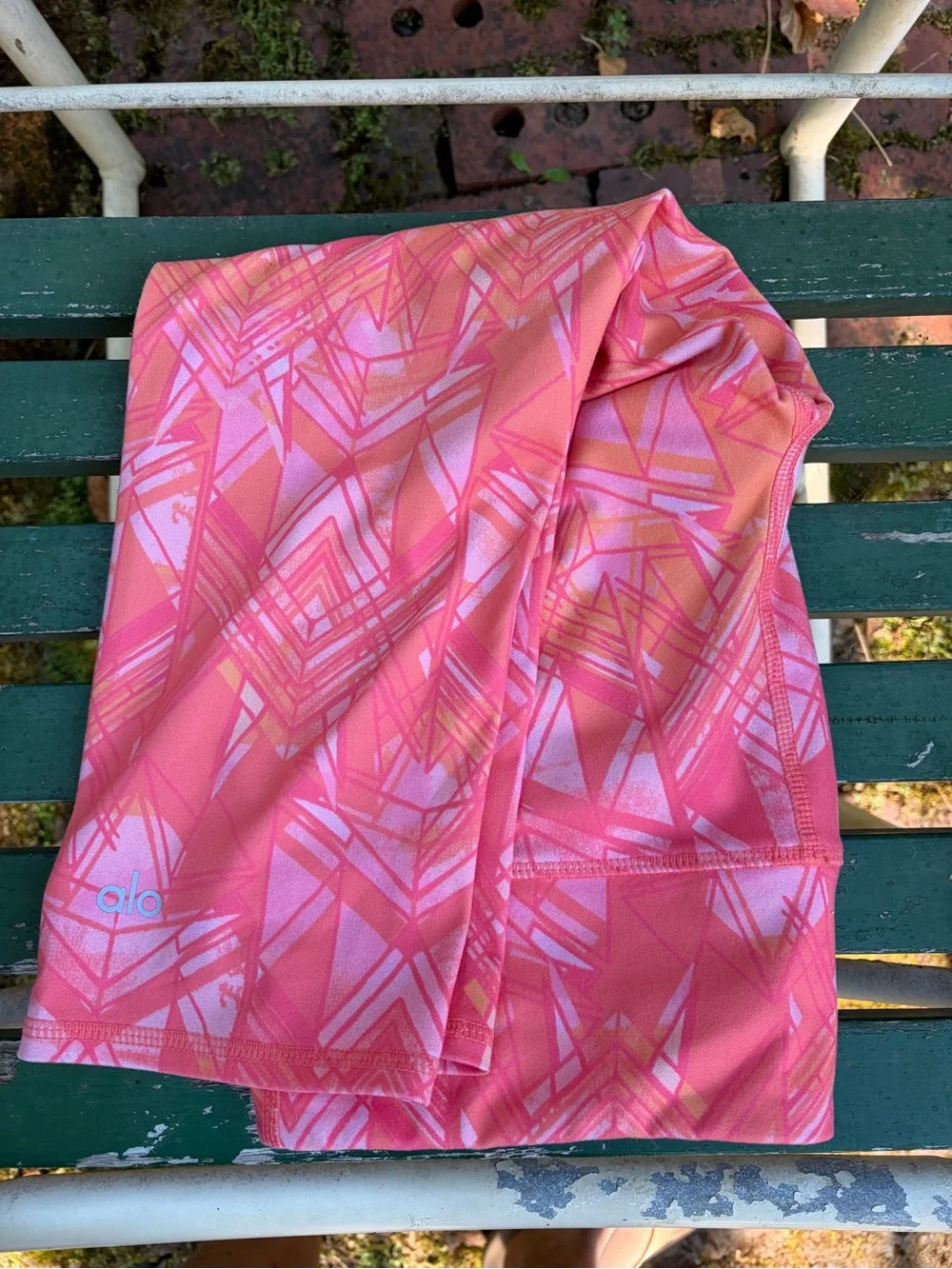 ALO Yoga Pink & Coral Geometric Active Skirt